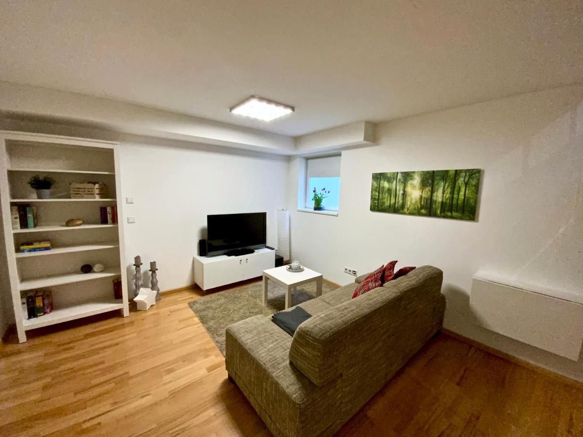 Maisonette-Apartment-Mit Glassfaseranschluss Bruggen  Buitenkant foto